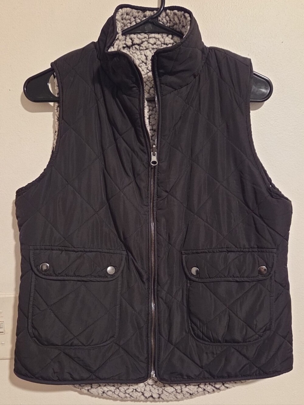 Studio19 Black and Gray Sherpa-Lined Reversible Vest